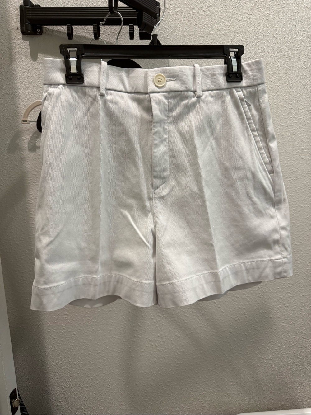Spanx NWT Classic White cotton twill Women's Shorts M